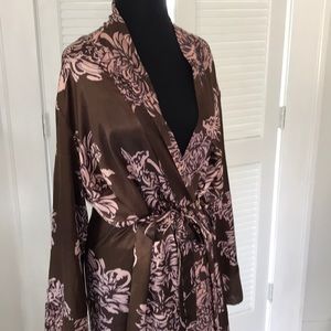 Gilligan & O’Malley Evening Robe